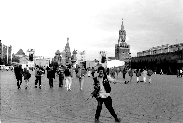Hervé Stettler sur la place Rouge à Moscou, de retour de Beijing - 1992
